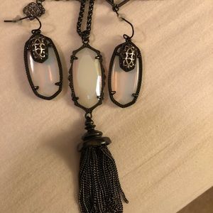 Kendra Scott everly and Emmys